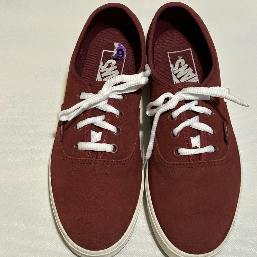 Vans Women's Burgundy Canvas Low-Top Sneakers with White Laces